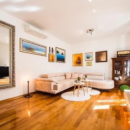 Happiness Apartamento Split