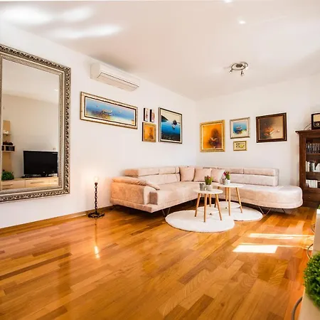 Happiness Apartamento *